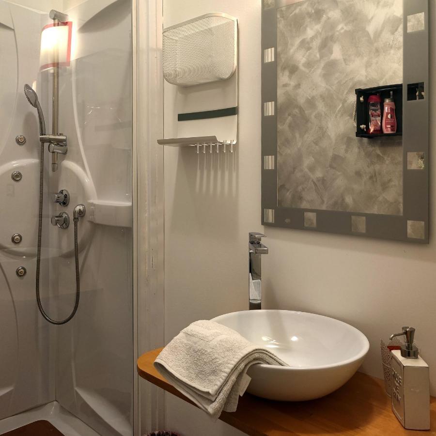 Bed & Chic Bed & Breakfast Triëst Buitenkant foto